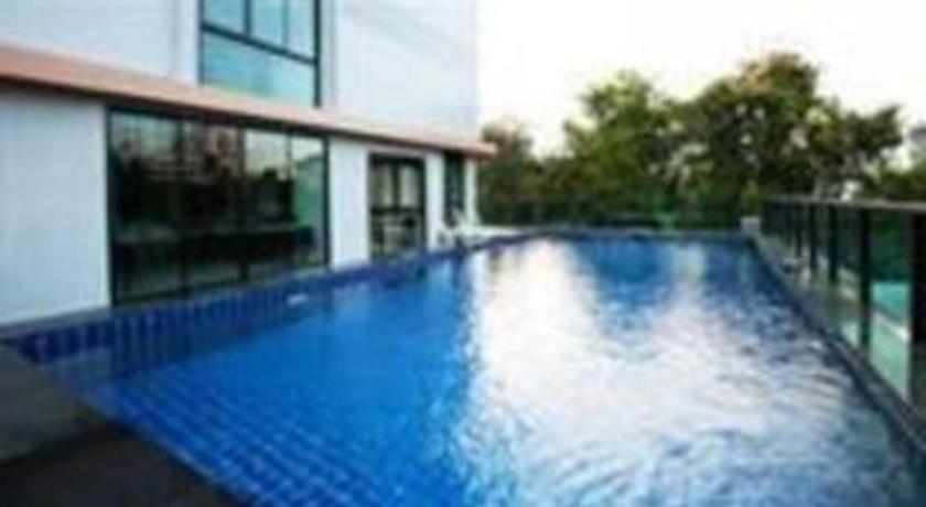 B2 Hotel South Pattaya Eksteriør billede